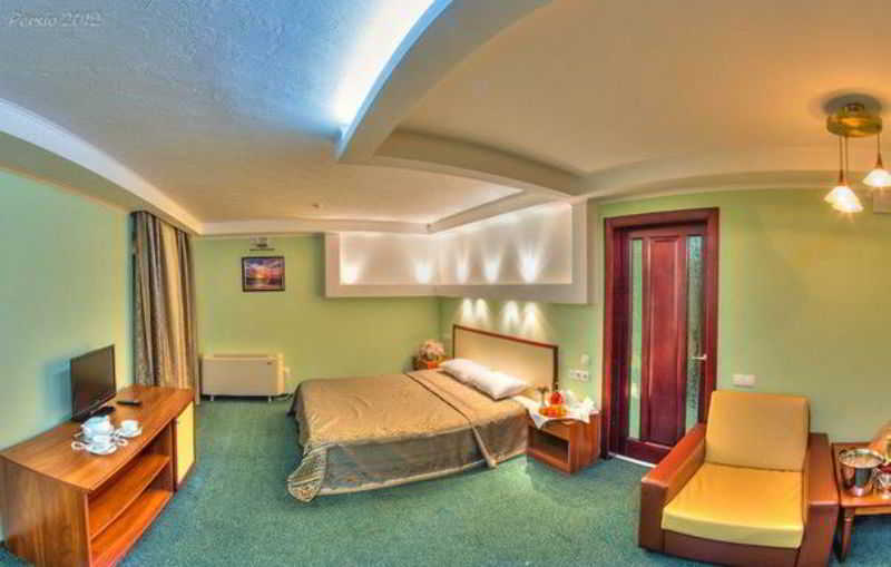 Hotel Optima Deluxe Krivói Rog Exterior foto