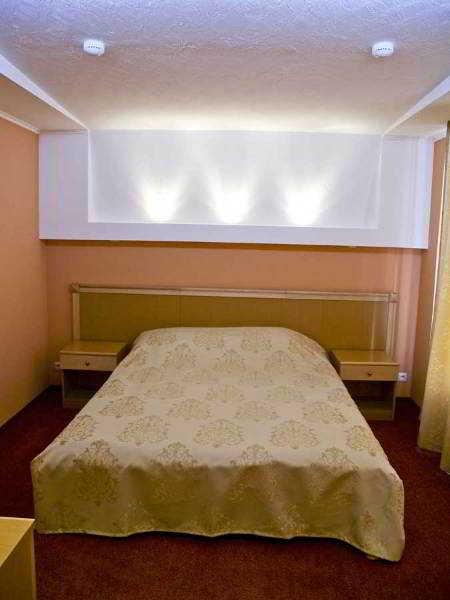 Hotel Optima Deluxe Krivói Rog Exterior foto